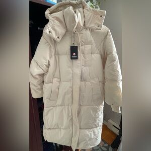 GetMod Elegant Cream Puffer Coat Large NWT